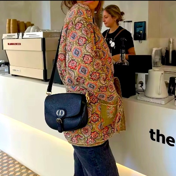 Floral Patterned Jacket - Picture 4 of 6